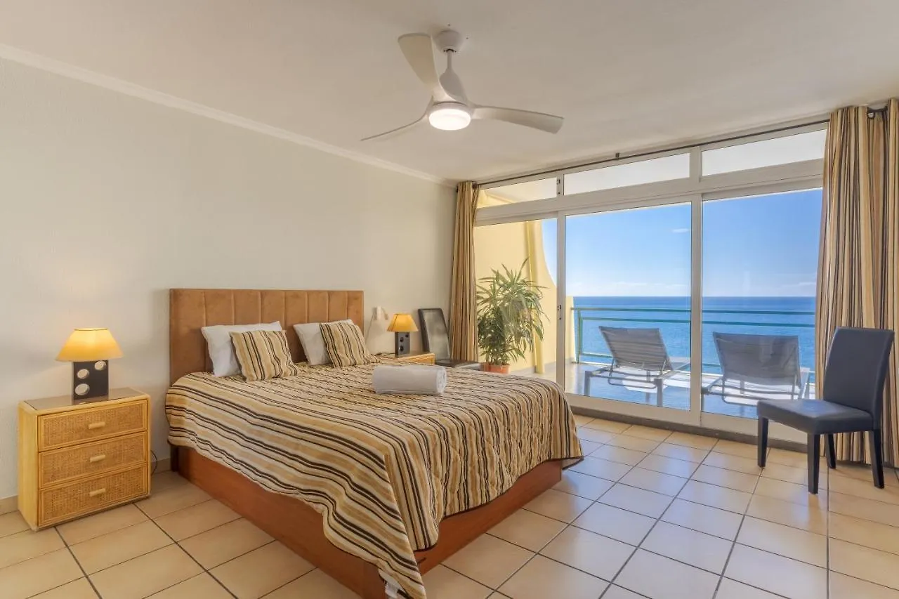 Honey Apartment On The Beach With Pool Funchal  Portugal